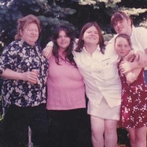 Meet your Posher, Sharon